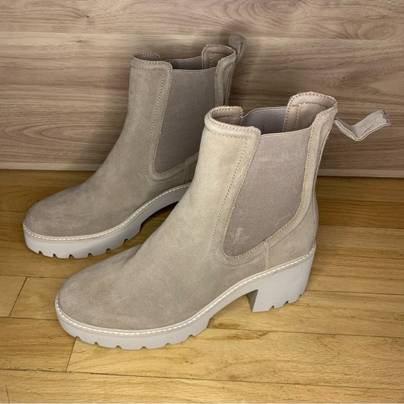 Dolce Vita Hawk H2O Waterproof Chelsea Boot in Mushroom Suede - Size 9.5 - Picture 1 of 9